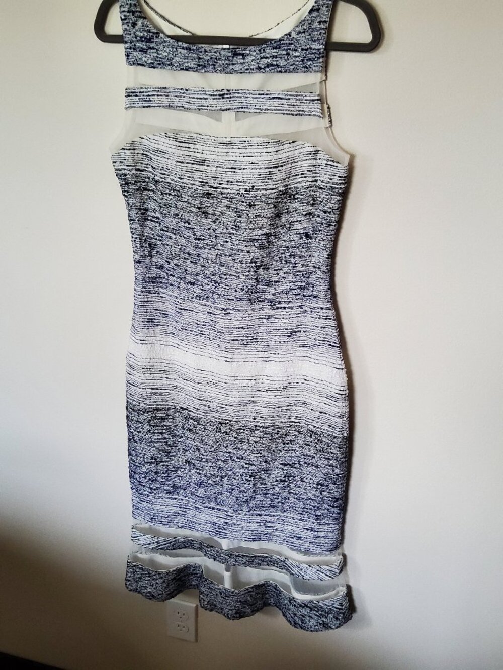 Badgley Mischka Blue Tweed Midi dress size 6